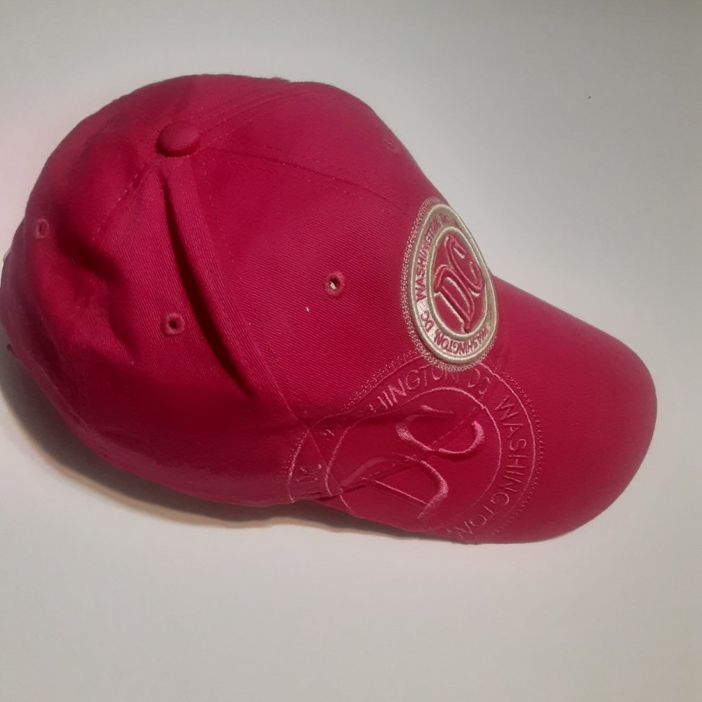 Robin Ruth Washington D.C. Women's Embroidered Hat/Cap - Picture 3 of 6